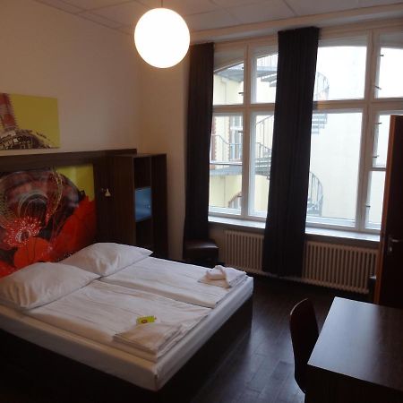 Hotel 103 Берлин Екстериор снимка