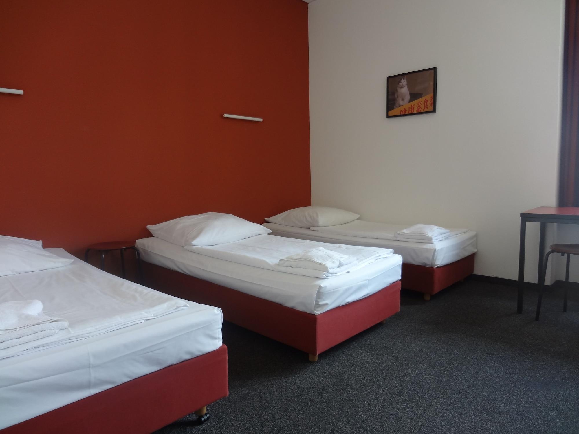 Hotel 103 Берлин Екстериор снимка