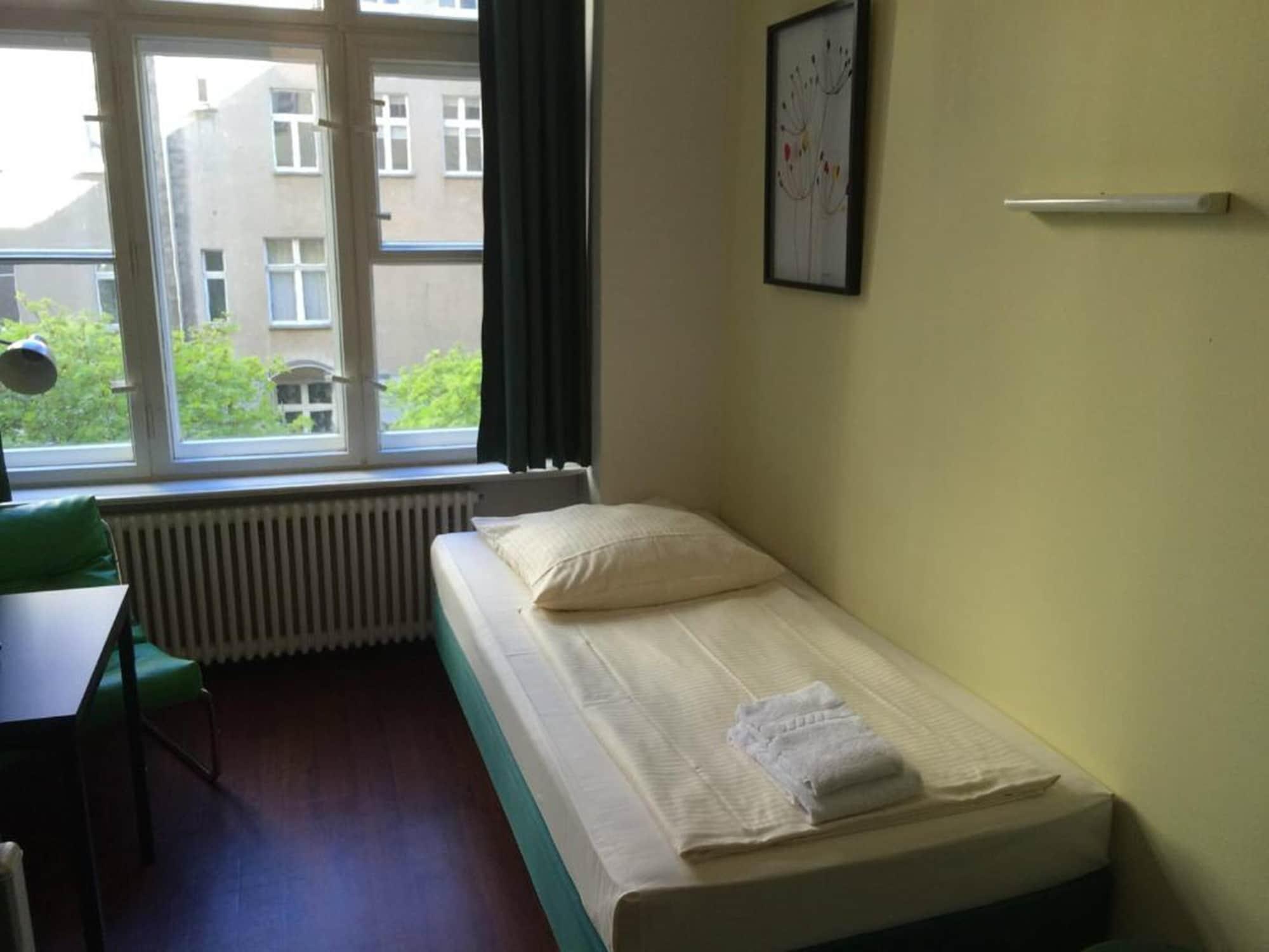 Hotel 103 Берлин Екстериор снимка
