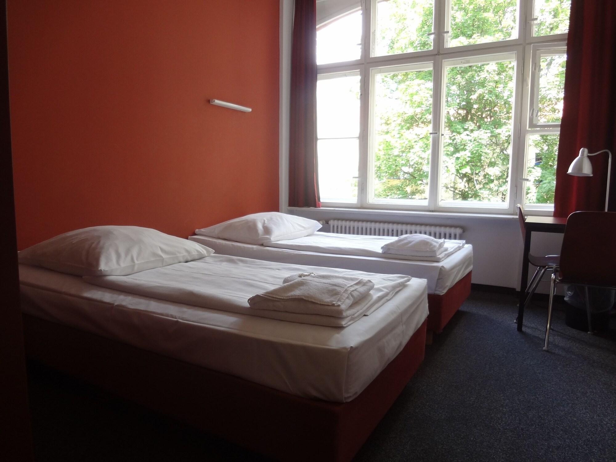 Hotel 103 Берлин Екстериор снимка